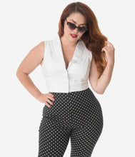 Load image into Gallery viewer, Bettie Page Plus Size Ivory Tucson Sleeveless Crop Top