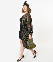 Load image into Gallery viewer, 1920s Style Tropical Floral Silk Beaded Kimono