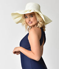 Load image into Gallery viewer, Cream Woven & Pleated Sun Hat with Bow