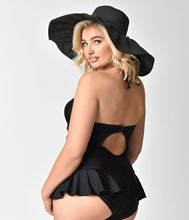 Load image into Gallery viewer, Black Woven &amp; Pleated Sun Hat with Bow
